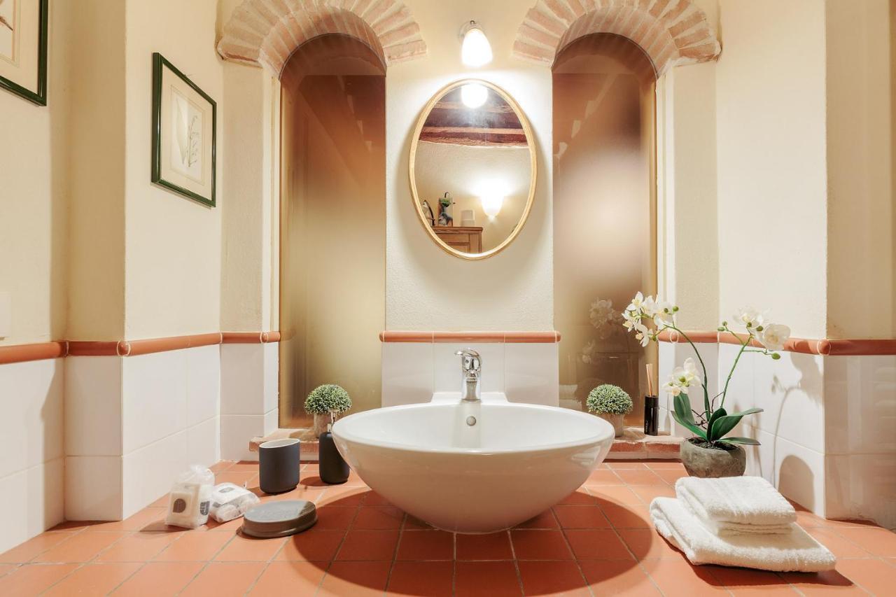 1400's Apartment, Stylish Smart Ground Floor Inside Appartamento *