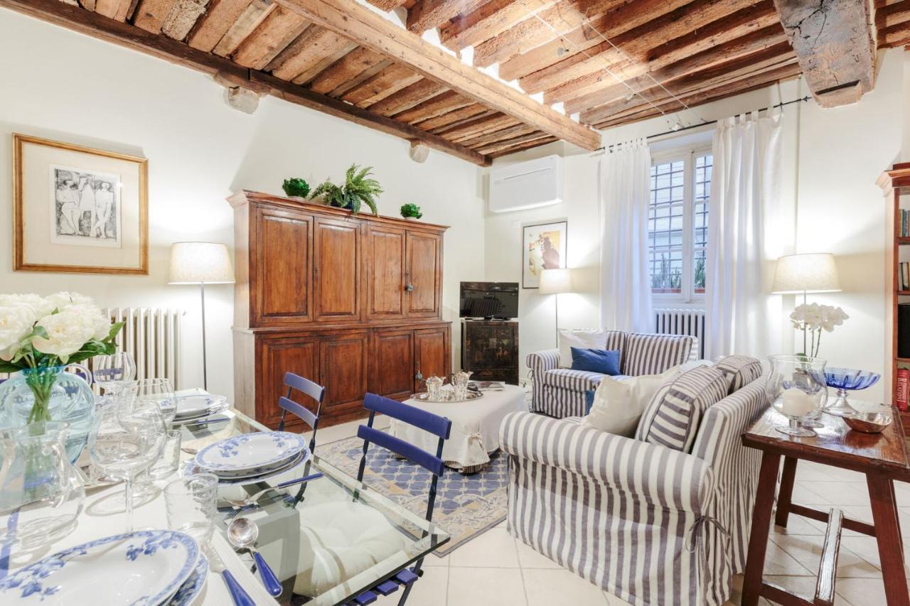 Appartamento 1400's Apartment, Stylish Smart Ground Floor Inside Lucca