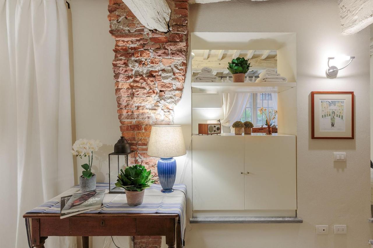 1400's Apartment, Stylish Smart Ground Floor Inside Lucca